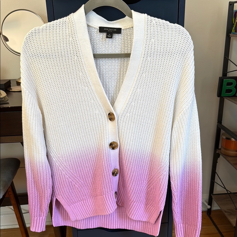 Ann Taylor White and Pink Gradient Sweater Size Small Petite